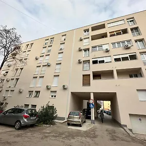 Appartement Donatus - Modern Near The Bridge/centre, Zadar